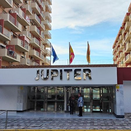 Jupiter Apartment Sea, Pools View ベナルマデナ エクステリア 写真