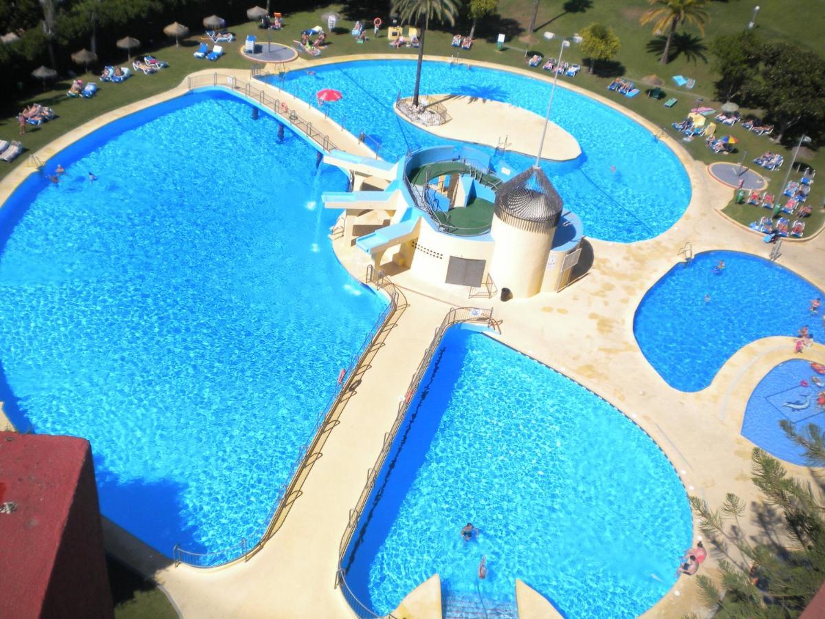 Jupiter Apartment Sea, Pools View ベナルマデナ エクステリア 写真