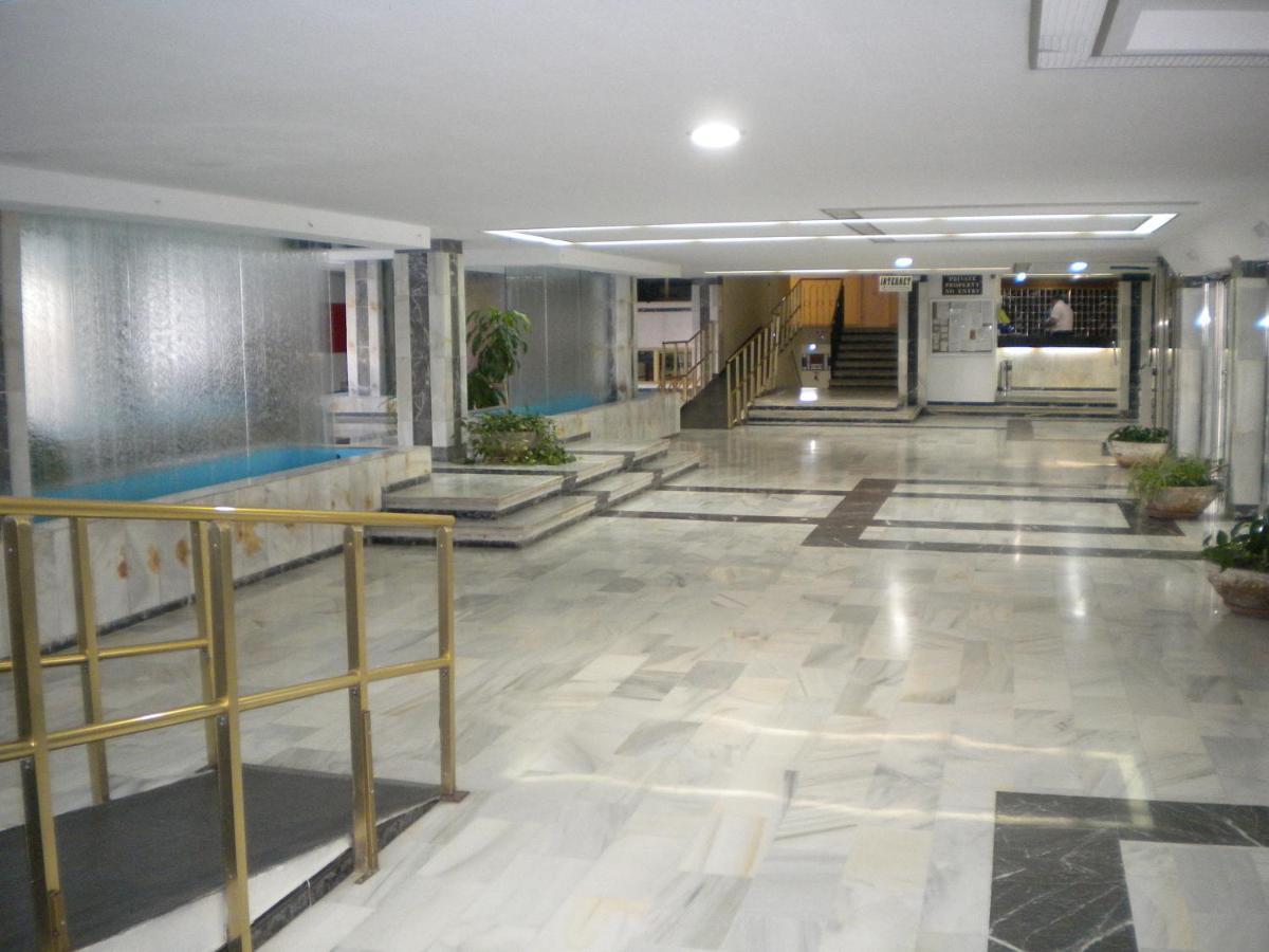 Jupiter Apartment Sea, Pools View ベナルマデナ エクステリア 写真