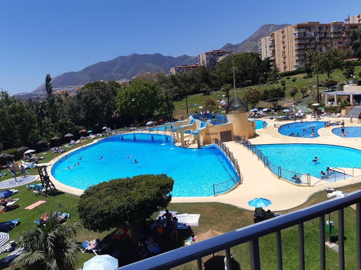 Jupiter Apartment Sea, Pools View ベナルマデナ エクステリア 写真